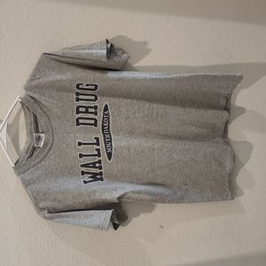 Gildan Wall Drug, SD T-shirt